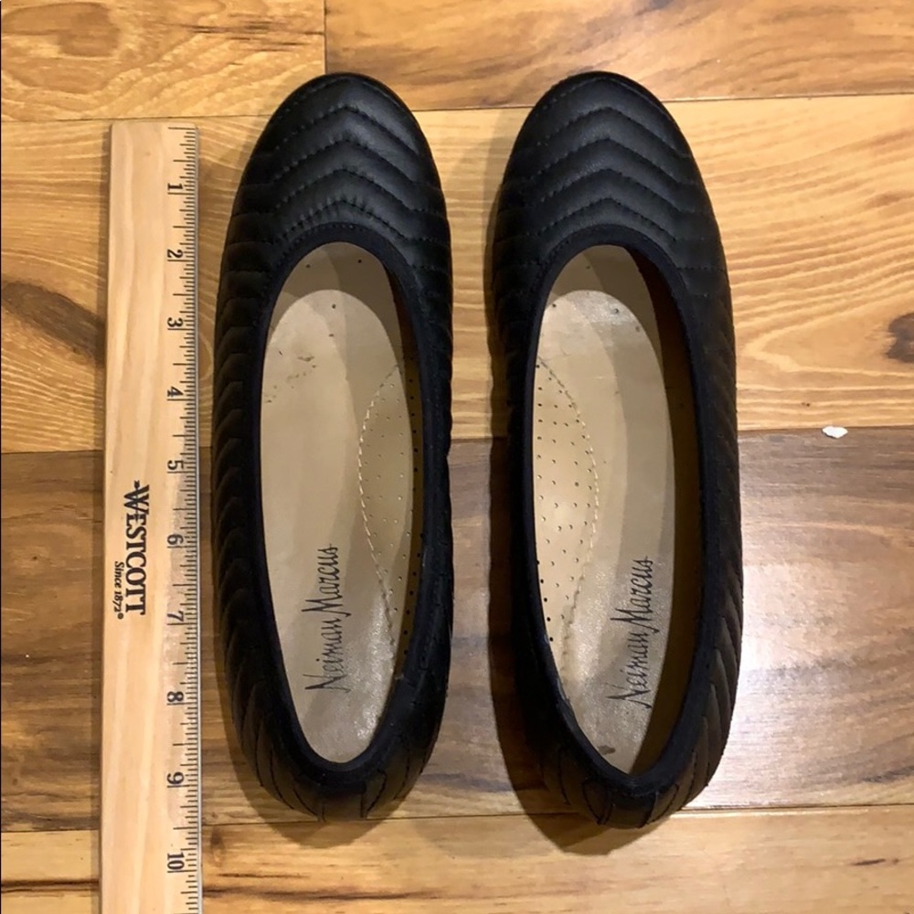Neiman marcus flats. Black. Used.